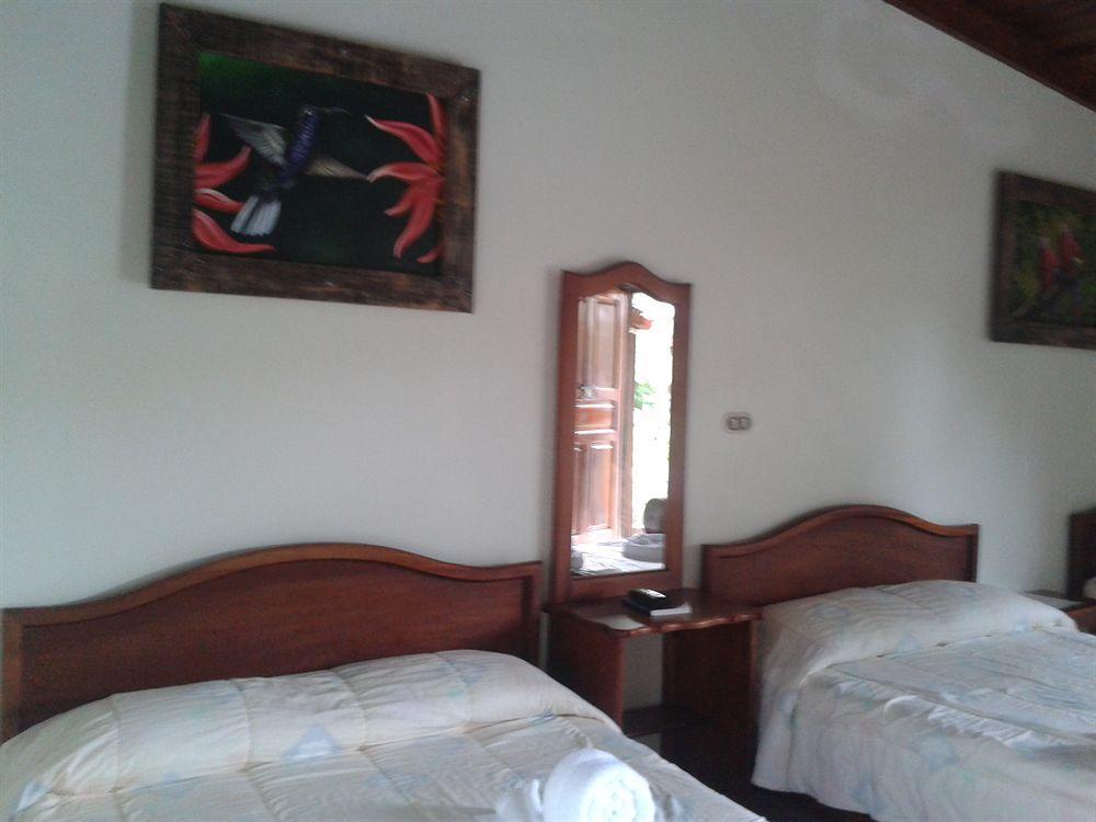 Hotel Destinos Arenal La Fortuna Exteriör bild