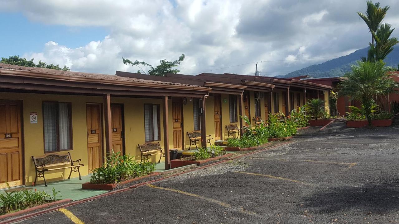 Hotel Destinos Arenal La Fortuna Exteriör bild