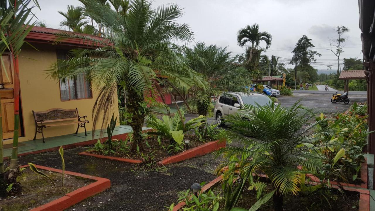 Hotel Destinos Arenal La Fortuna Exteriör bild
